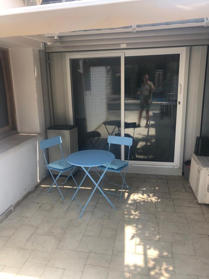 Cozy Studio In Town Center Лимасол Екстериор снимка